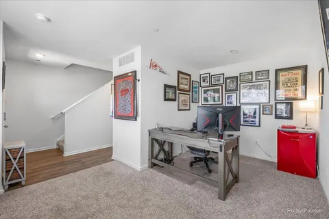 $417,900 | 2041 Sequoia Avenue, Mundelein, IL 60060