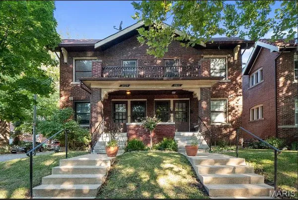 $569,000 | 2027 Alfred Avenue, St. Louis, MO 63110