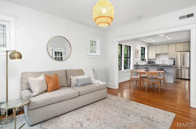 $599,000 | 2027 Alfred Avenue, St. Louis, MO 63110