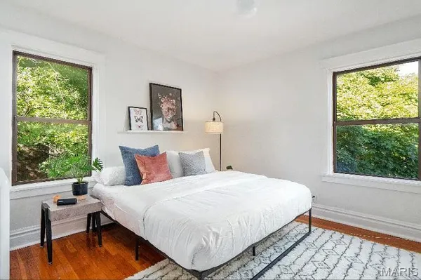$569,000 | 2027 Alfred Avenue, St. Louis, MO 63110