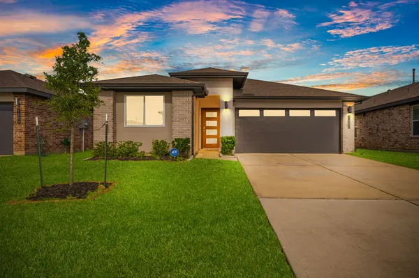 $329,000 | 7002 Fleetwood Crescent Way, Richmond, TX 77407