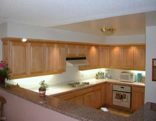 1050 Sawmill Road Incline Village, NV 89451 - Photo 3 of 3 Kitchen.