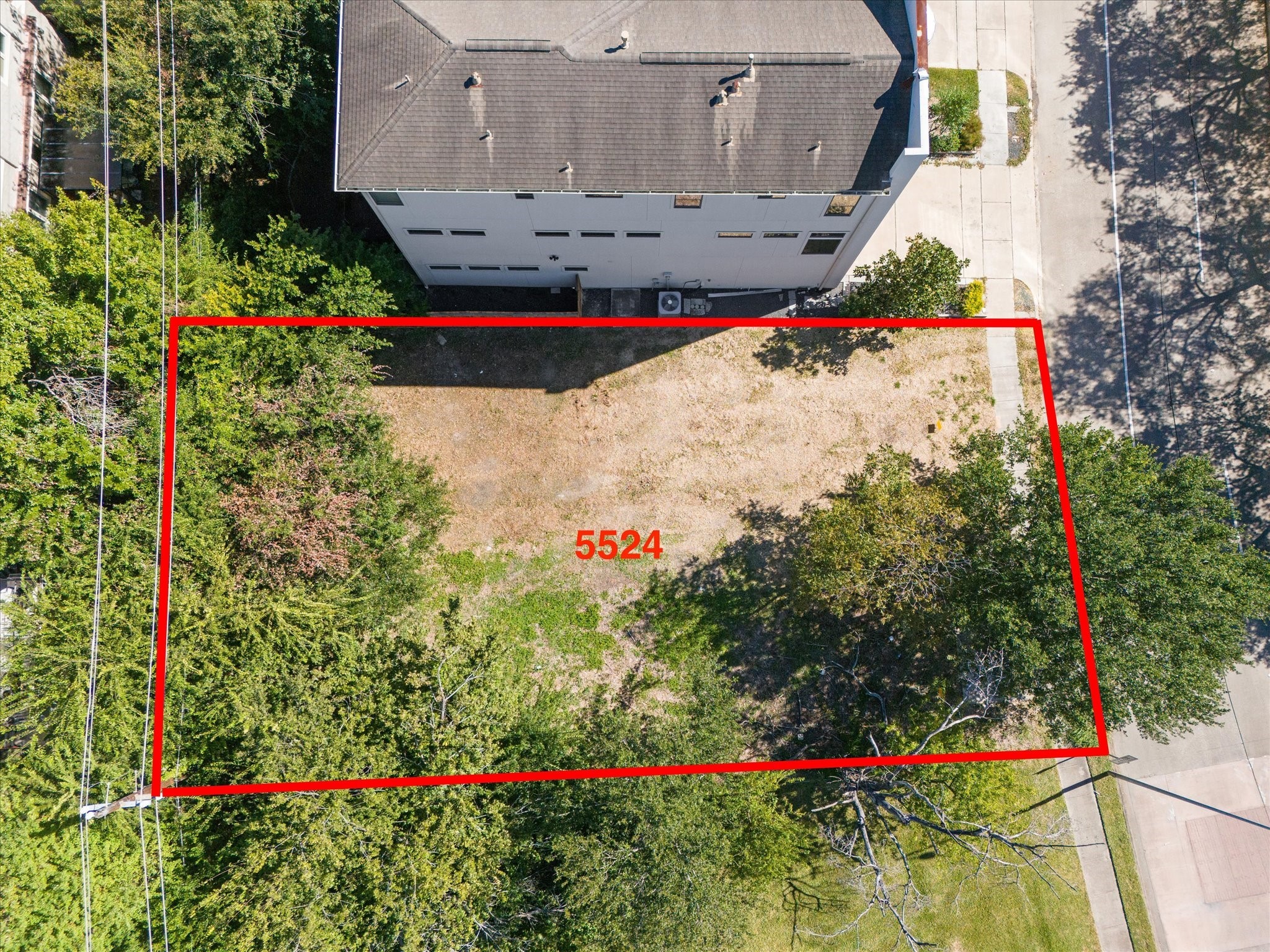 5524 Hidalgo Street Houston, TX 77056 - Photo 1 of 4 a view of yard