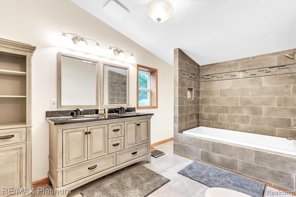 14503 Bird Road Byron, MI 48418 - Photo 21 of 59