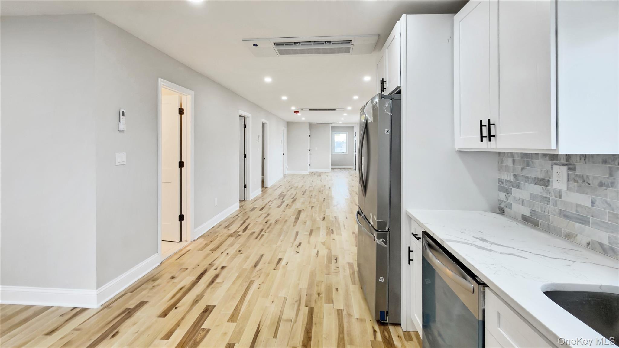 37 Deal Road Island Park, NY 11558 - Photo 21 of 50