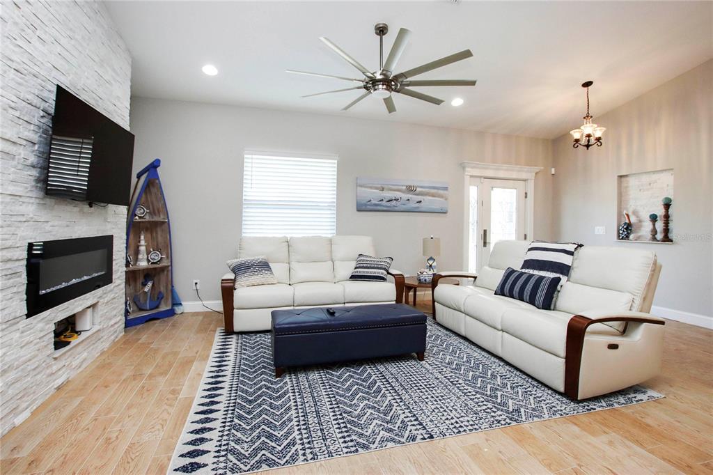 4446 Bayano Street North Port, FL 34287 - Photo 9 of 36