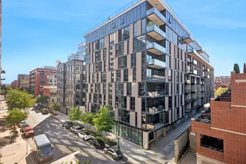 $349,000 | 123 South Green Street, Unit 409B, Chicago, IL 60607