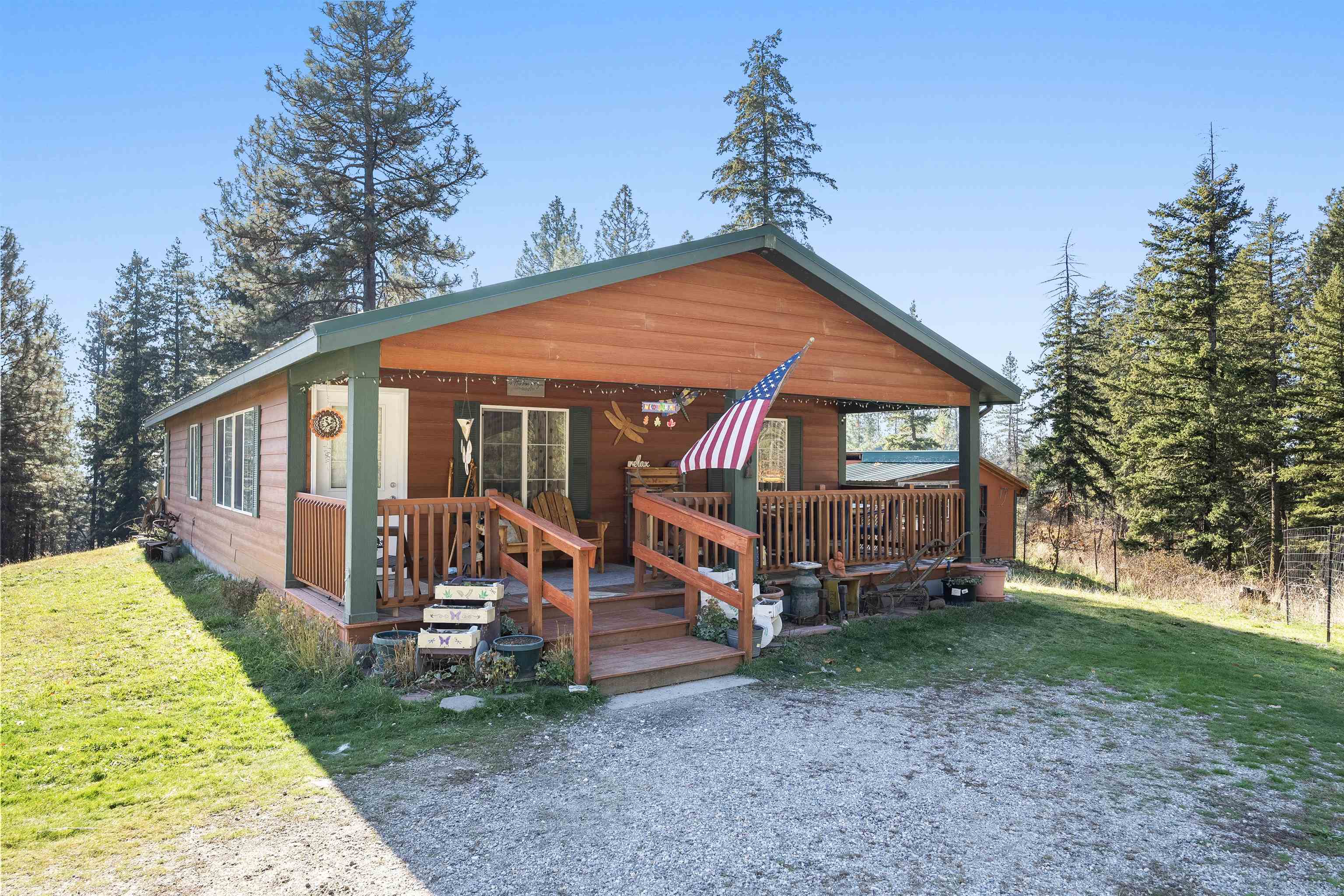 13411 East Randall Road Mead, WA 99021 - Photo 2 of 47