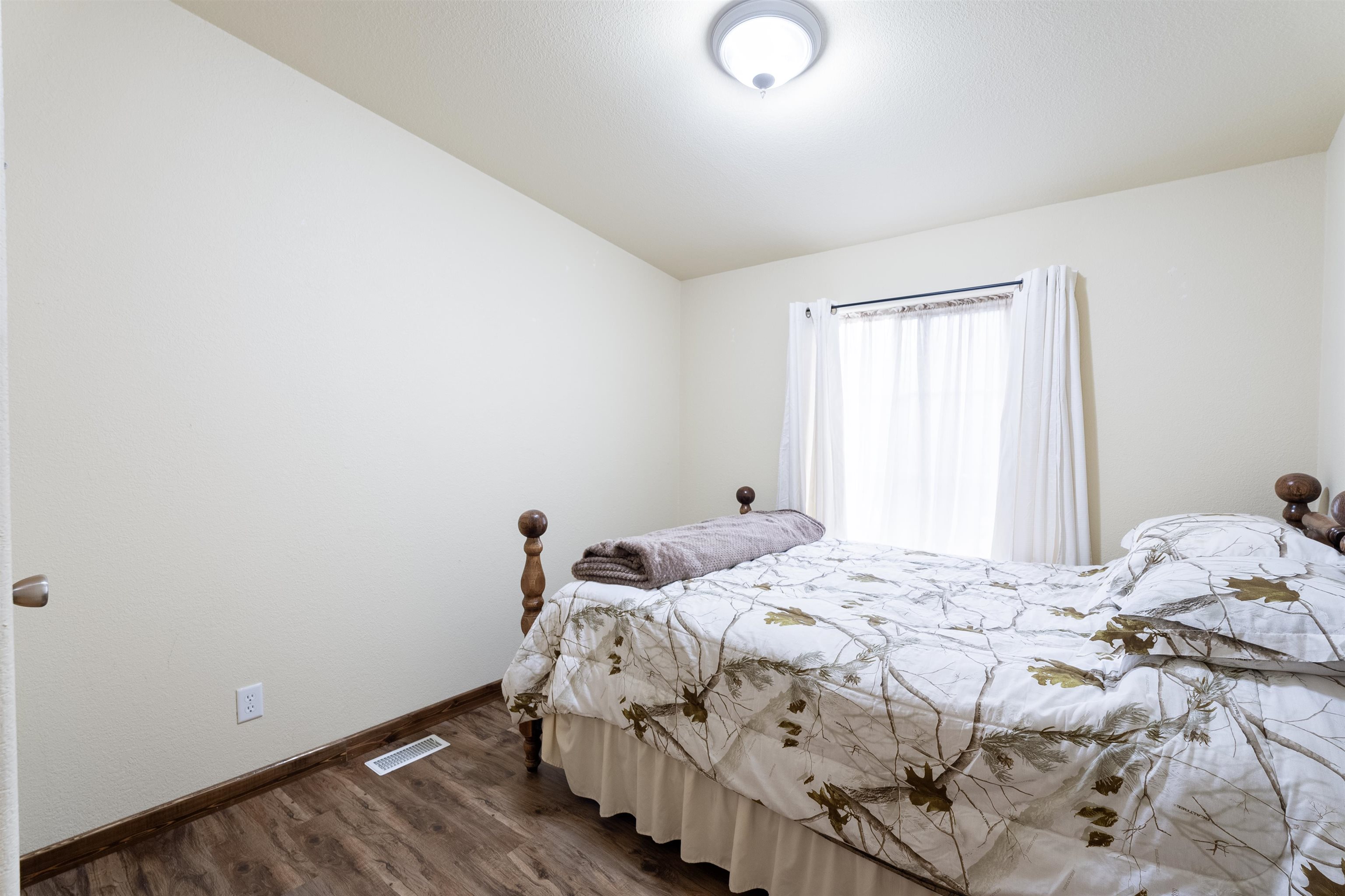 13411 East Randall Road Mead, WA 99021 - Photo 25 of 47