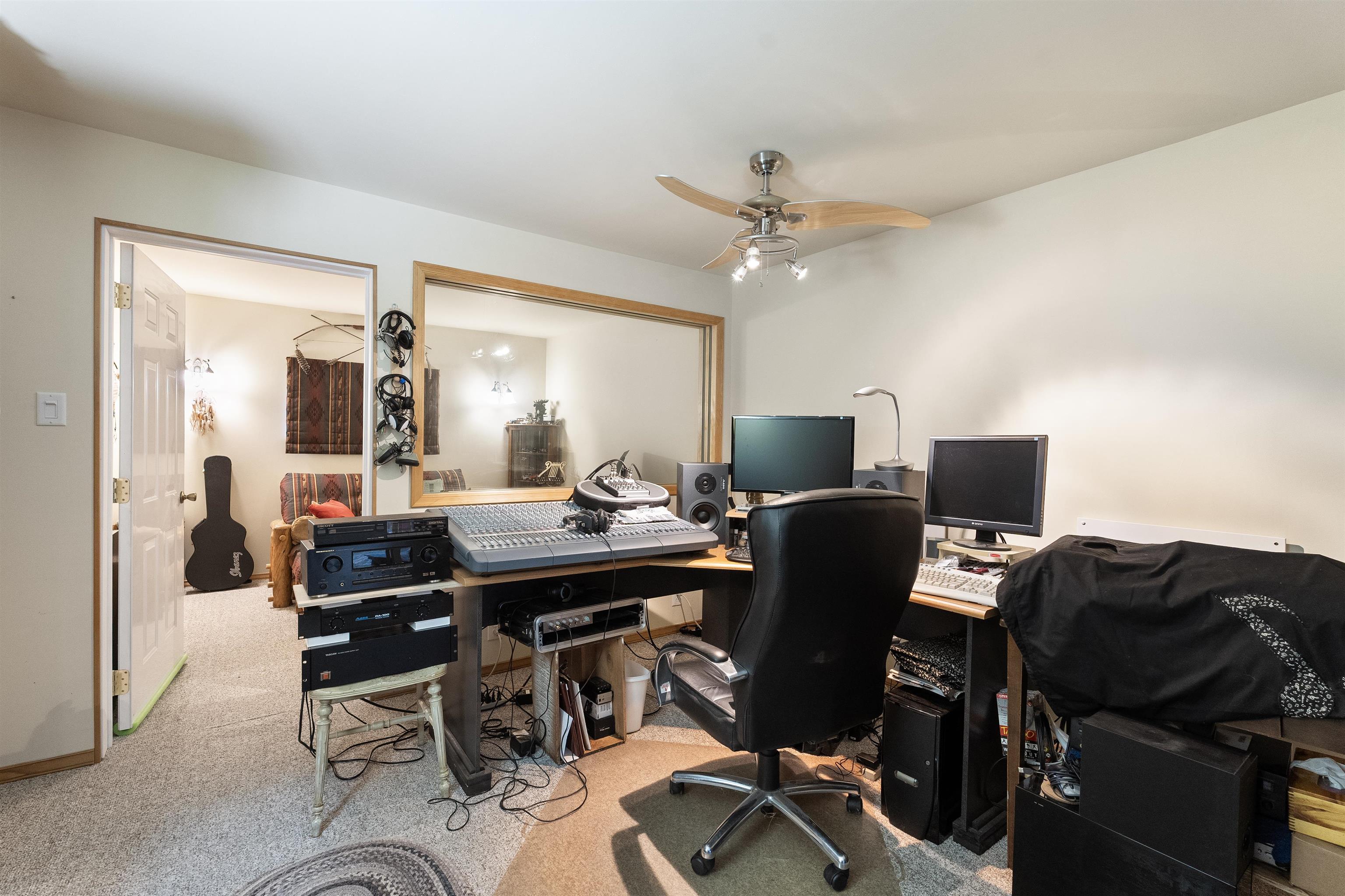 13411 East Randall Road Mead, WA 99021 - Photo 36 of 47