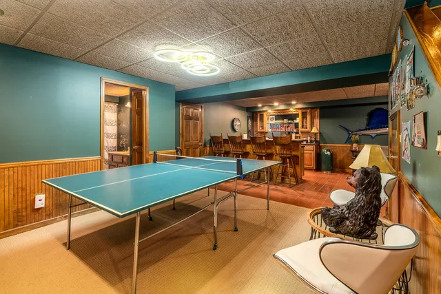 $715,000 | 2101 Windsor Drive, Marion, IL 62959