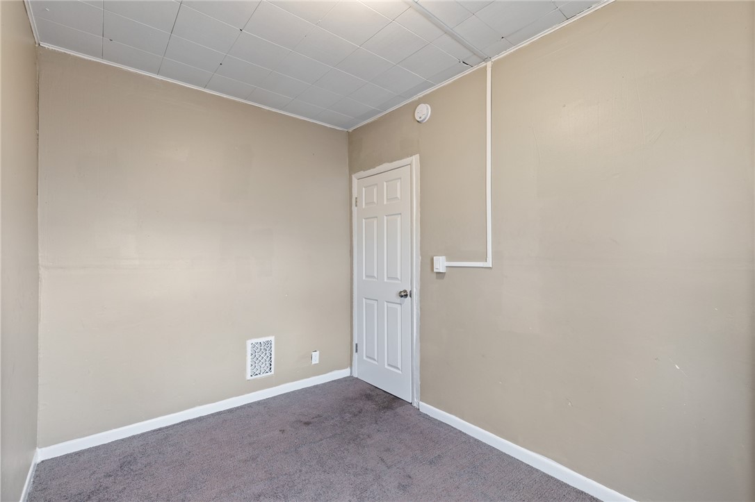 175 Bartlett Street Rochester, NY 14611 - Photo 24 of 39