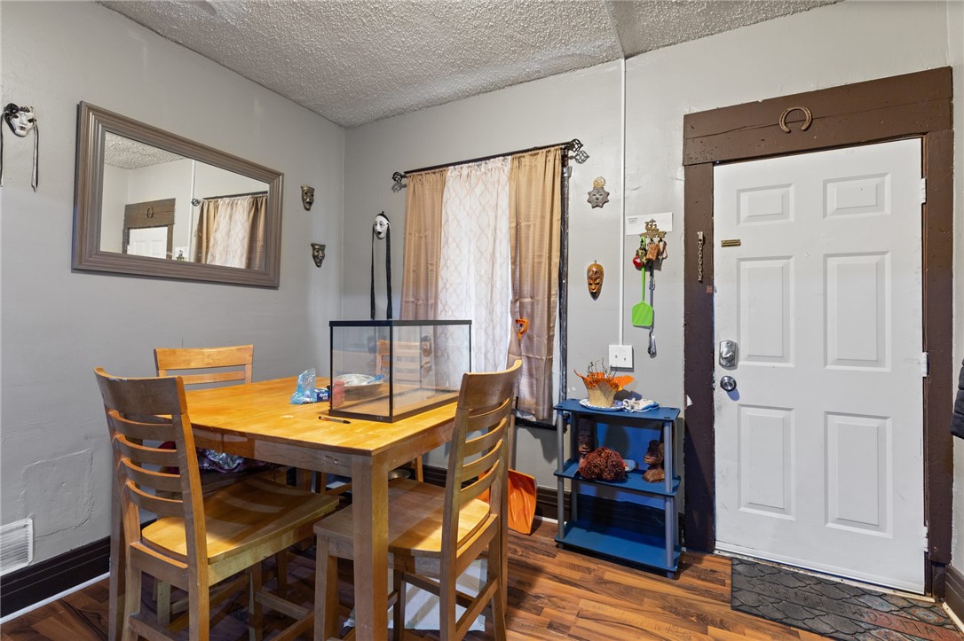 175 Bartlett Street Rochester, NY 14611 - Photo 28 of 39