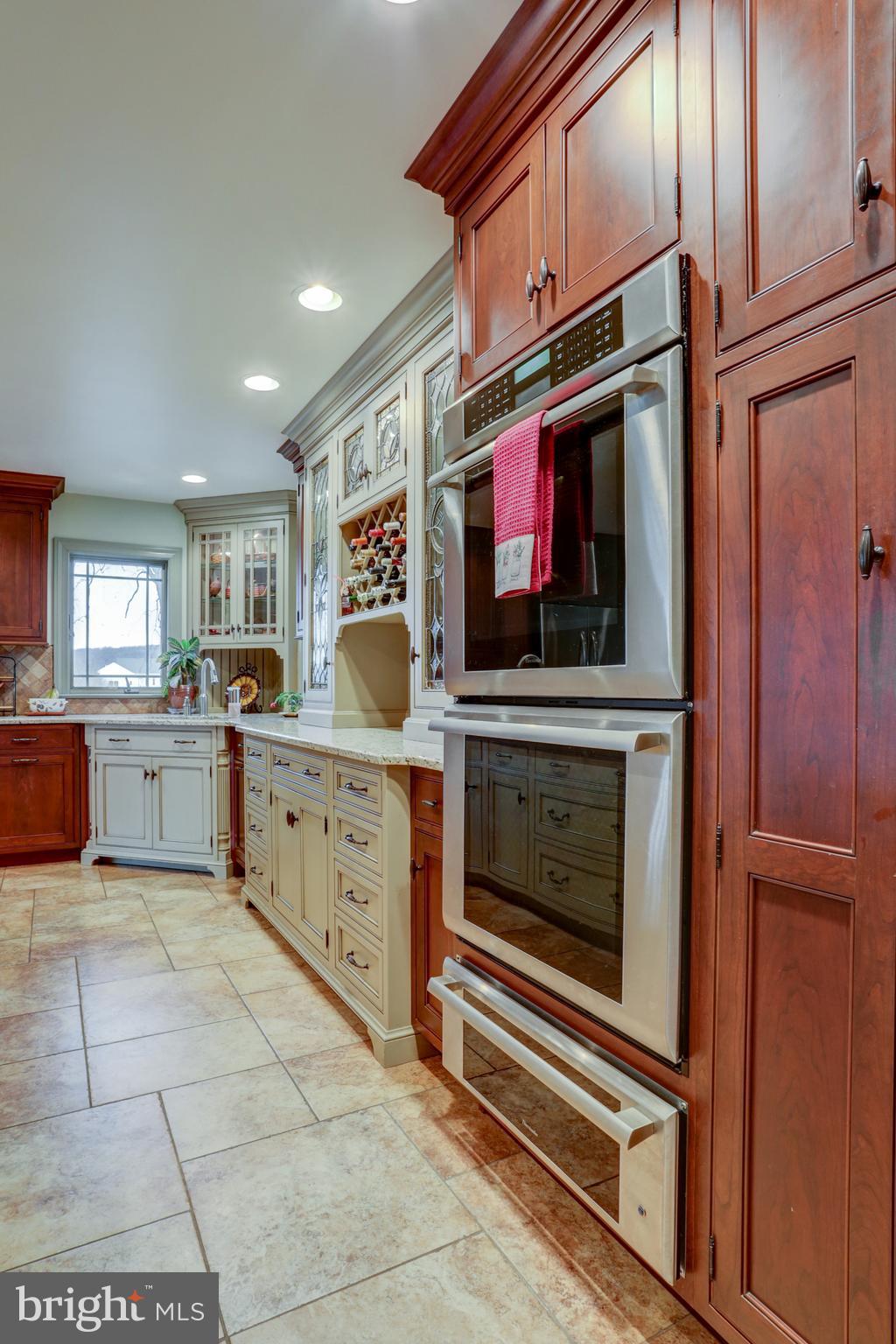 122 East Conestoga Road Elverson, PA 19520 - Photo 22 of 118 Kitchen
