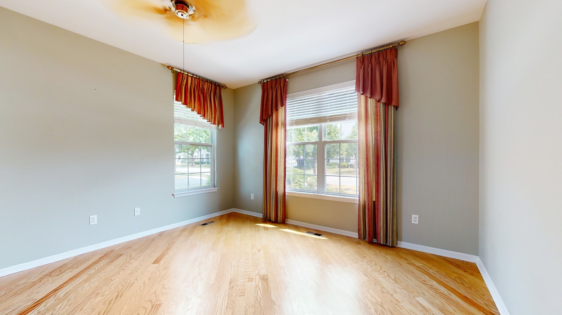1540 Cadillac Circle Romeoville, IL 60446 - Photo 19 of 32 an empty room with a window