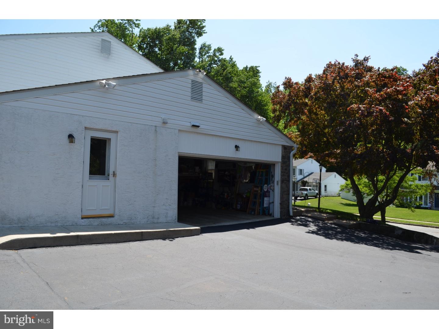 216 Remington Road Broomall, PA 19008 - Photo 5 of 25 Driveway