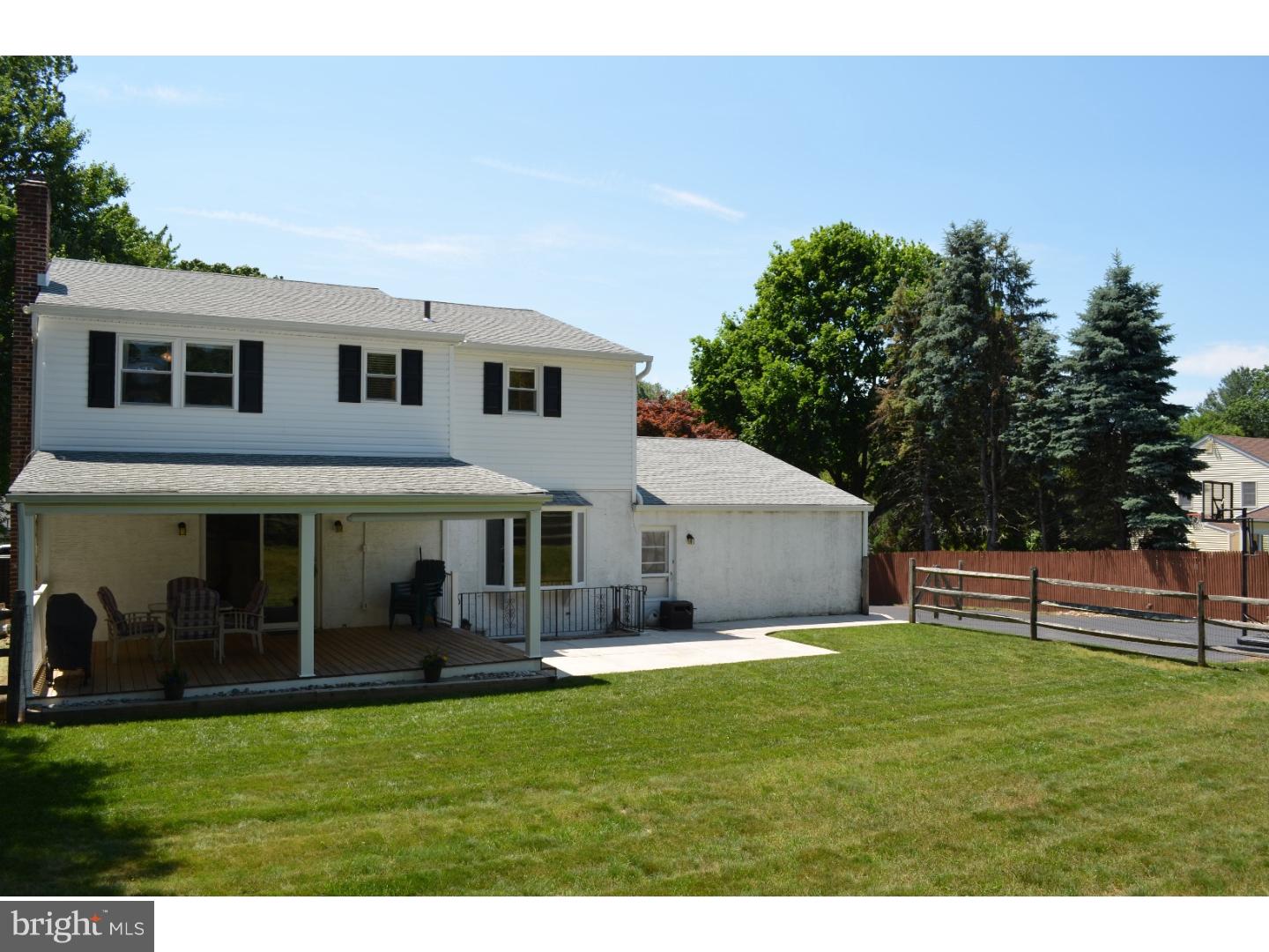 216 Remington Road Broomall, PA 19008 - Photo 6 of 25 Back Yard