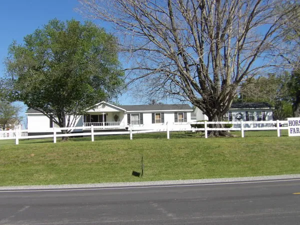 $319,500 | 6475 Highway 145, Carrier Mills, IL 62917