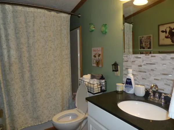 $319,500 | 6475 Highway 145, Carrier Mills, IL 62917