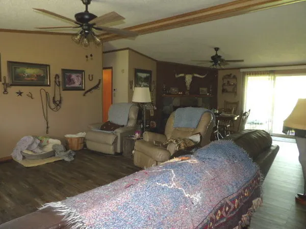 $319,500 | 6475 Highway 145, Carrier Mills, IL 62917