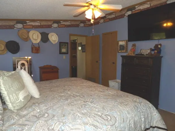 $319,500 | 6475 Highway 145, Carrier Mills, IL 62917
