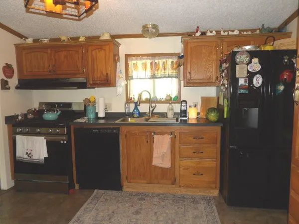 $319,500 | 6475 Highway 145, Carrier Mills, IL 62917