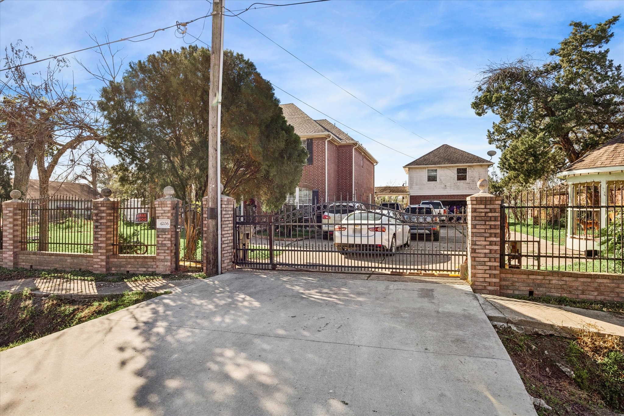 4206 Wiley Road Houston, TX 77093 - Photo 2 of 28