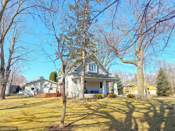 $319,900 | 311 Big Woods Lane, Annandale, MN 55302