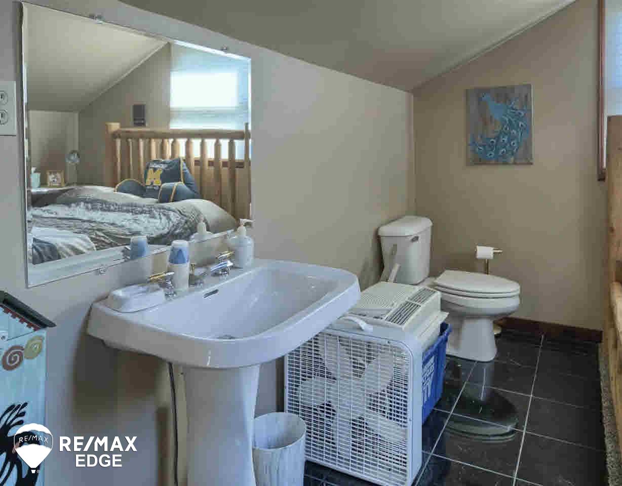 7505 Potter Road Flushing, MI 48433 - Photo 34 of 53 21373812-33.JPG