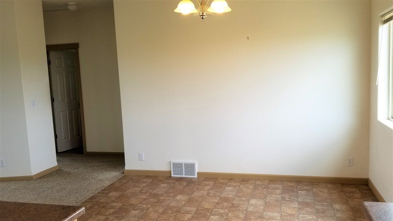 13304 East Piper Road Spokane, WA 99217 - Photo 13 of 20