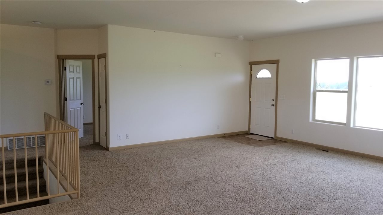 13304 East Piper Road Spokane, WA 99217 - Photo 6 of 20
