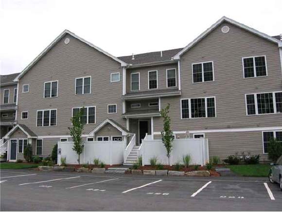 3 Maple Ridge Drive, Unit 115 Merrimack, NH 03054 - Photo 1 of 8