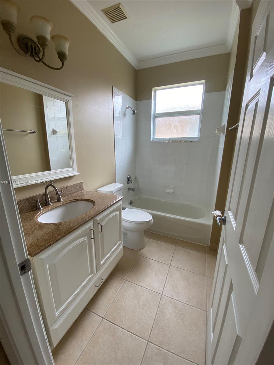 639 Stanford Lane, Unit 639 Port St. Lucie, FL 34983 - Photo 4 of 12