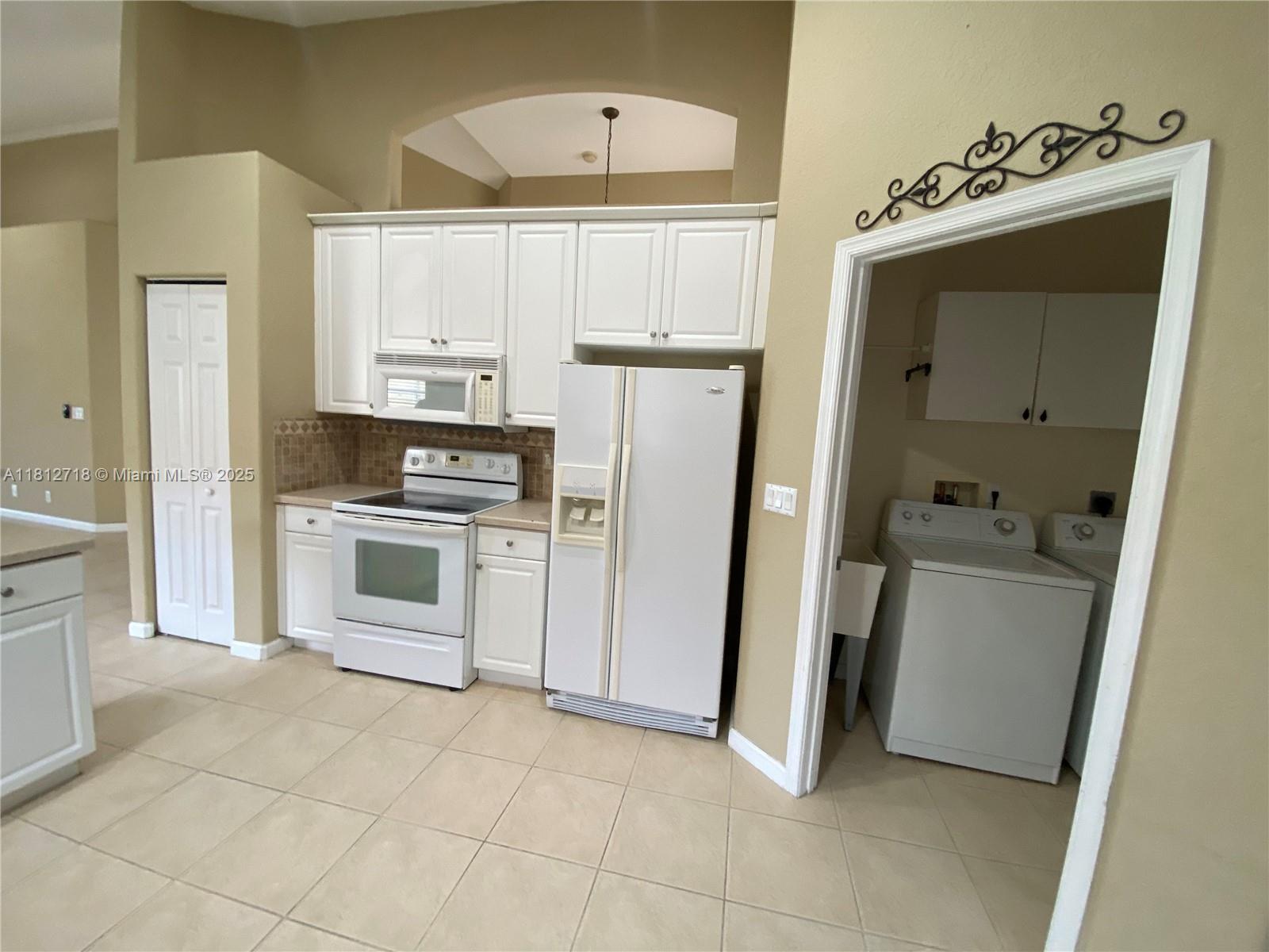 639 Stanford Lane, Unit 639 Port St. Lucie, FL 34983 - Photo 6 of 12