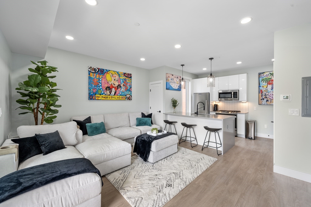 277 Border Street, Unit 401 Boston, MA 02128 - Photo 10 of 15