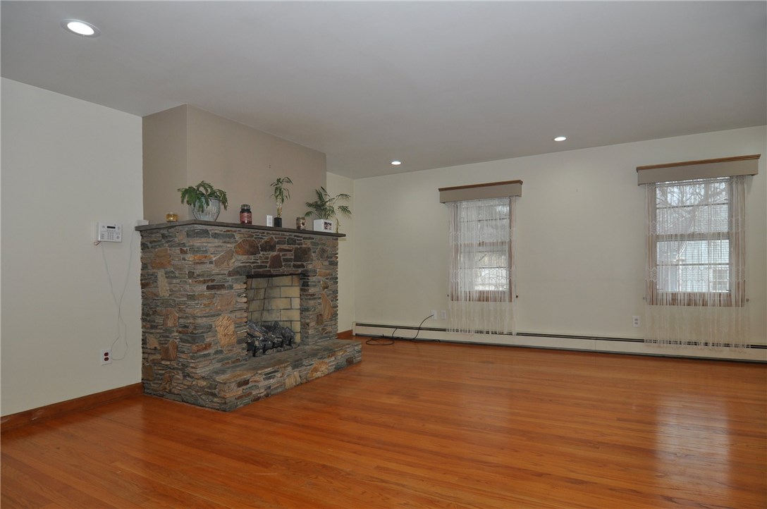 1730 Diamond Hill Road Cumberland, RI 02864 - Photo 7 of 32 Gallery Image 7