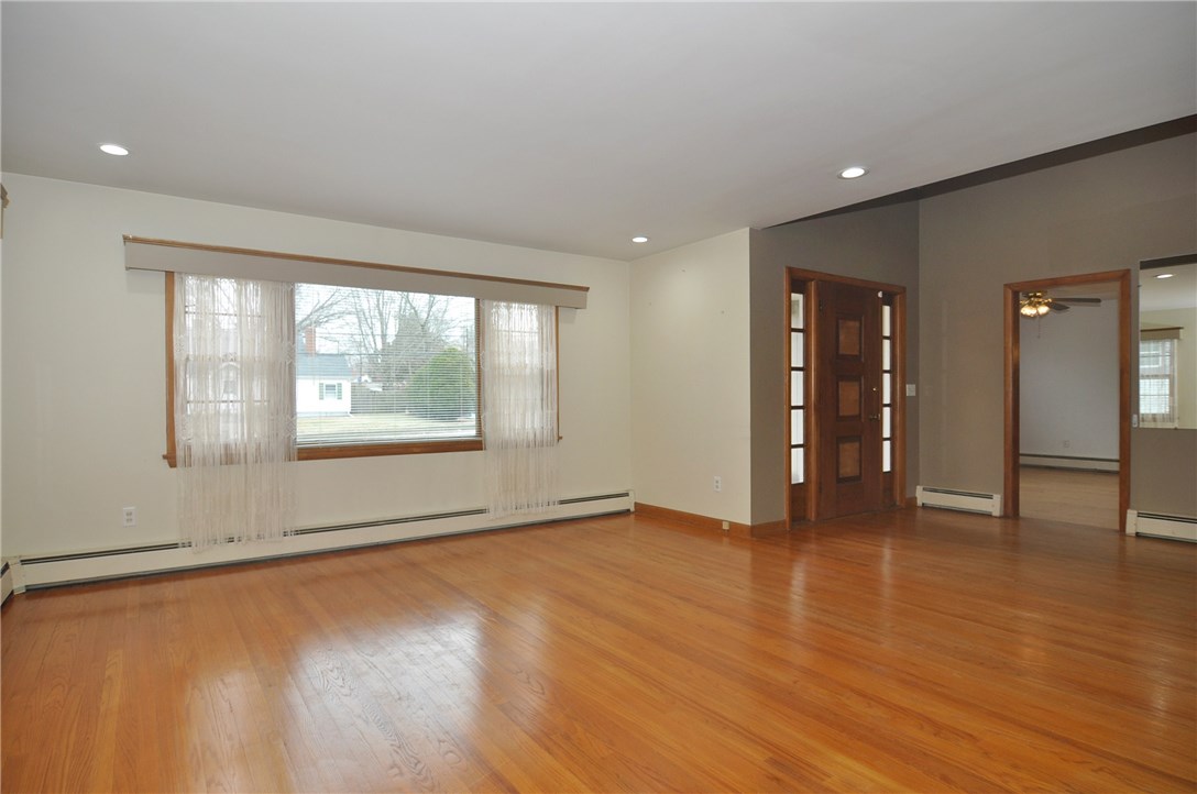 1730 Diamond Hill Road Cumberland, RI 02864 - Photo 9 of 32 Gallery Image 9
