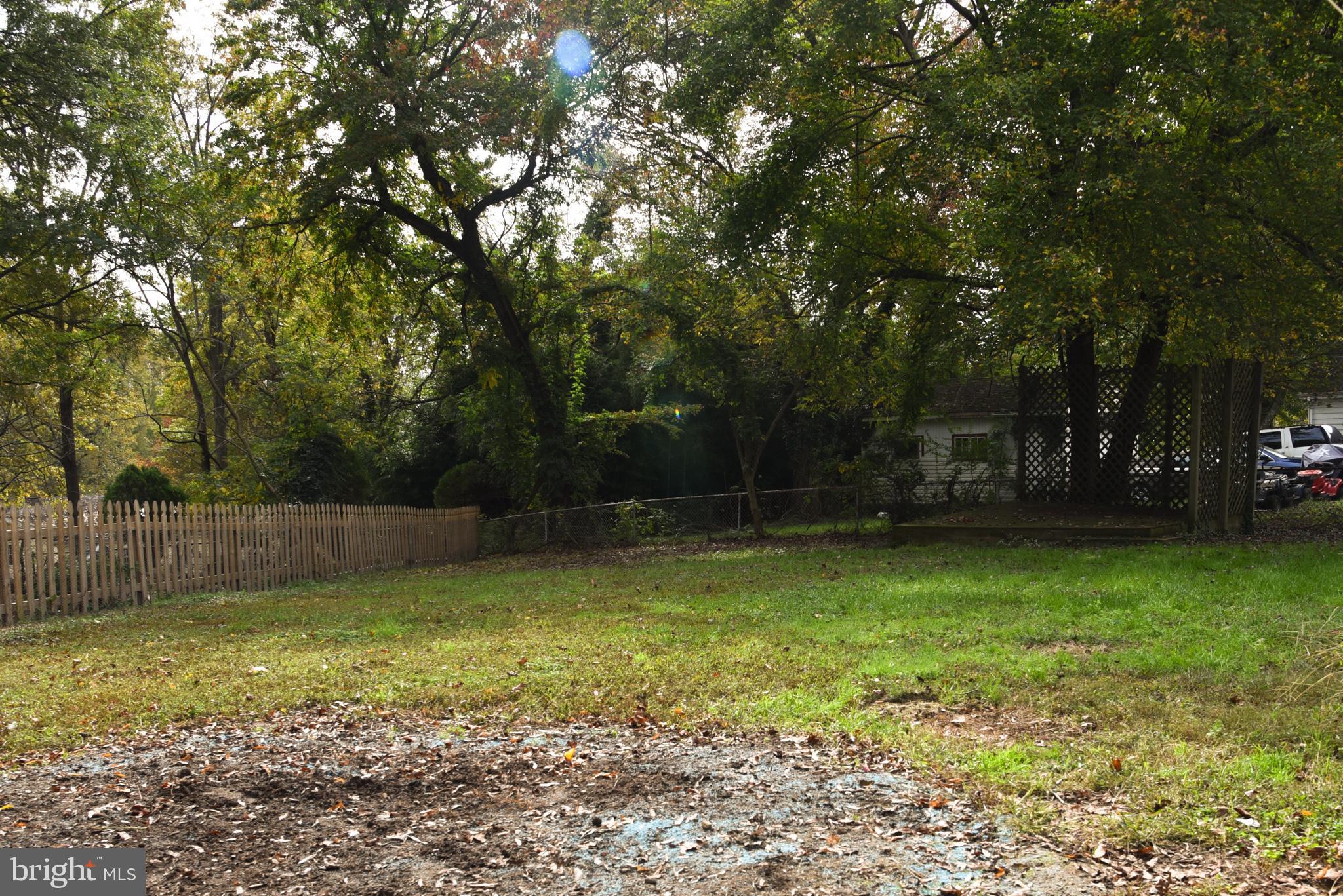 8614 Fort Foote Road Fort Washington, MD 20744 - Photo 21 of 24 Rear Fenced in Yard