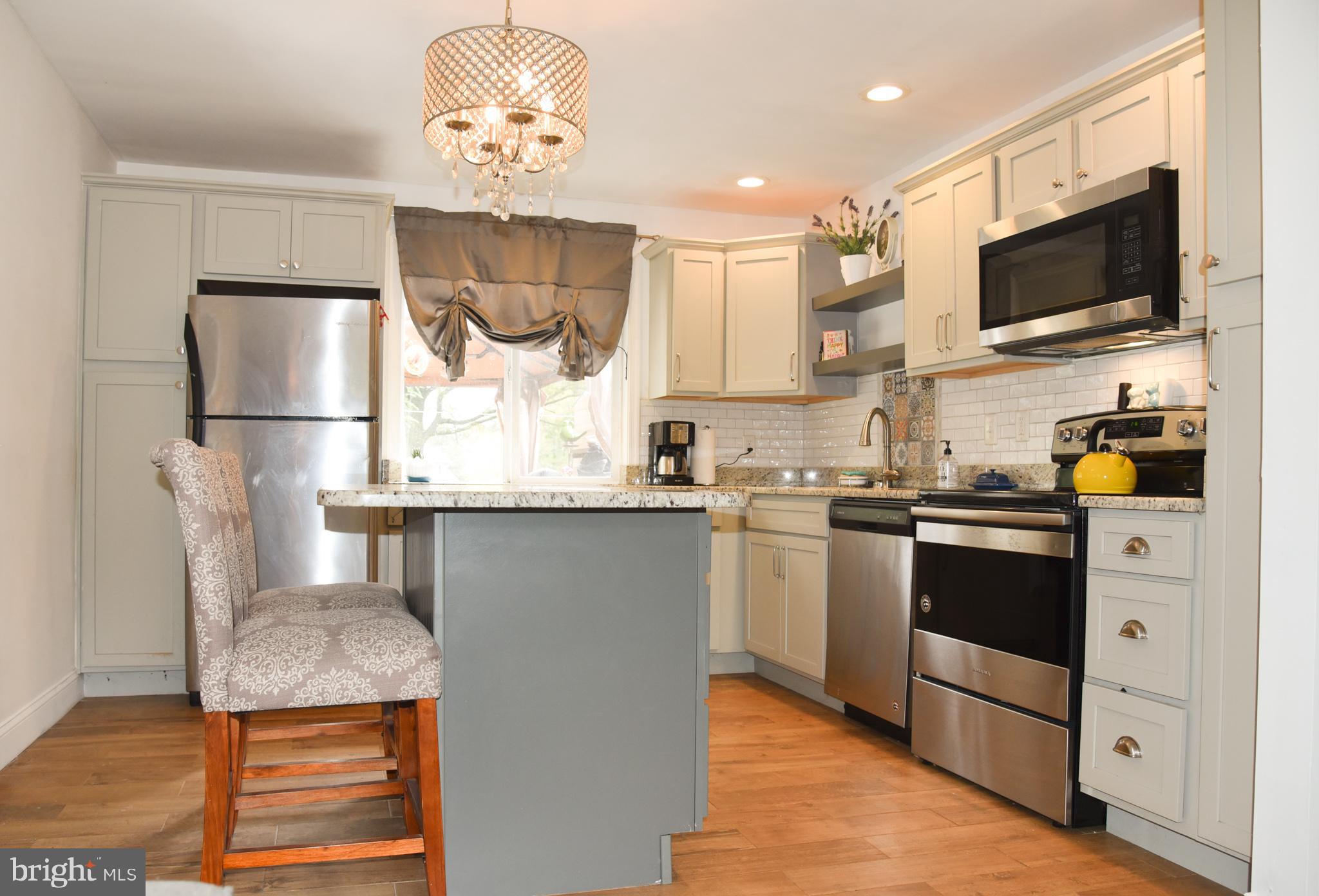 8614 Fort Foote Road Fort Washington, MD 20744 - Photo 8 of 24 Kitchen