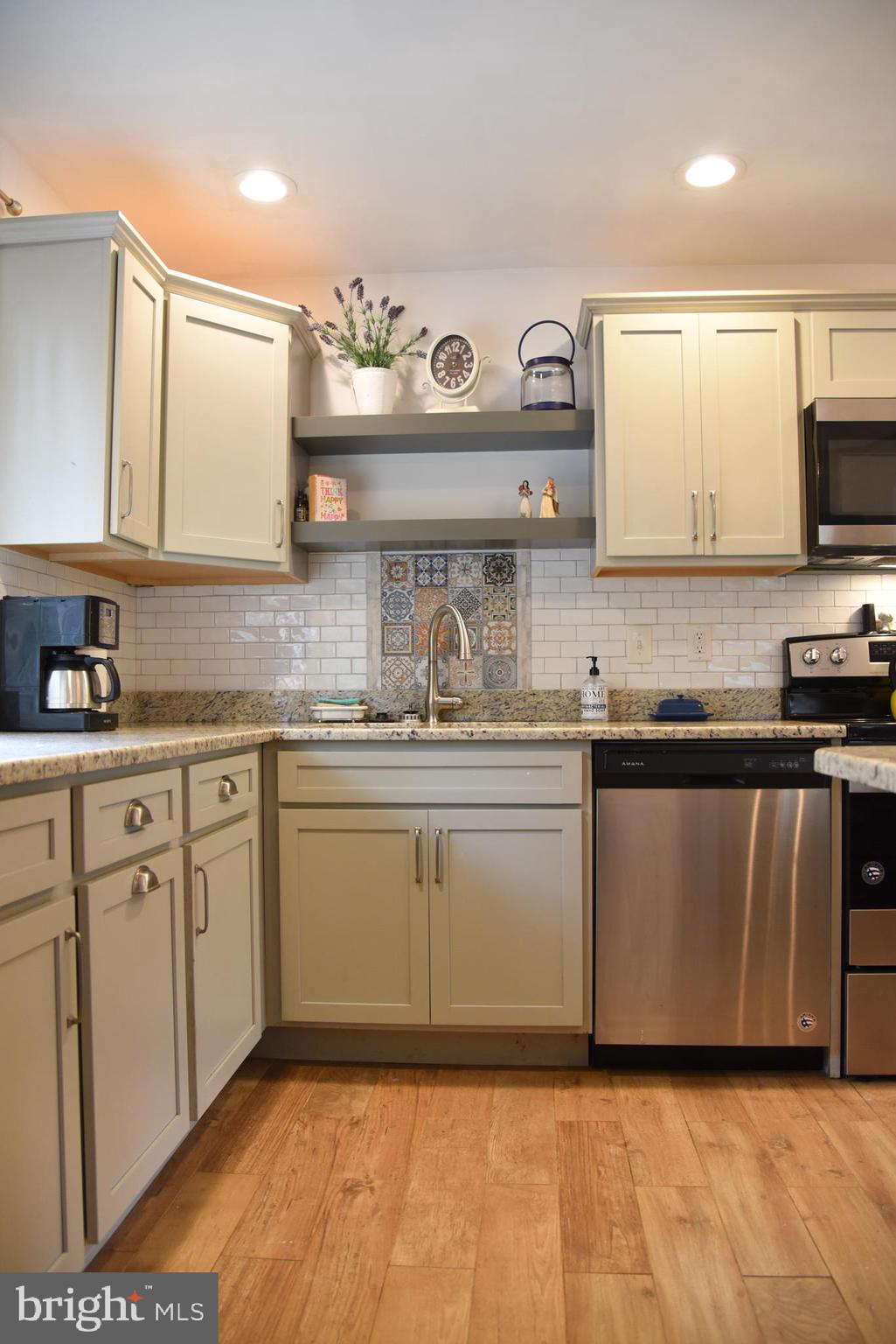 8614 Fort Foote Road Fort Washington, MD 20744 - Photo 9 of 24 Kitchen