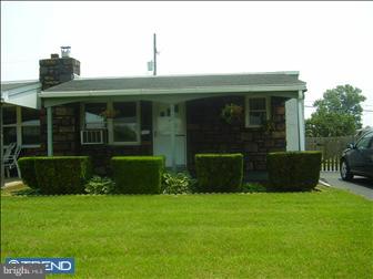 1317 Hillcrest Road Conshohocken, PA 19428 - Photo 1 of 6 Exterior Front