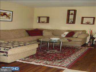 1317 Hillcrest Road Conshohocken, PA 19428 - Photo 3 of 6 Living Room