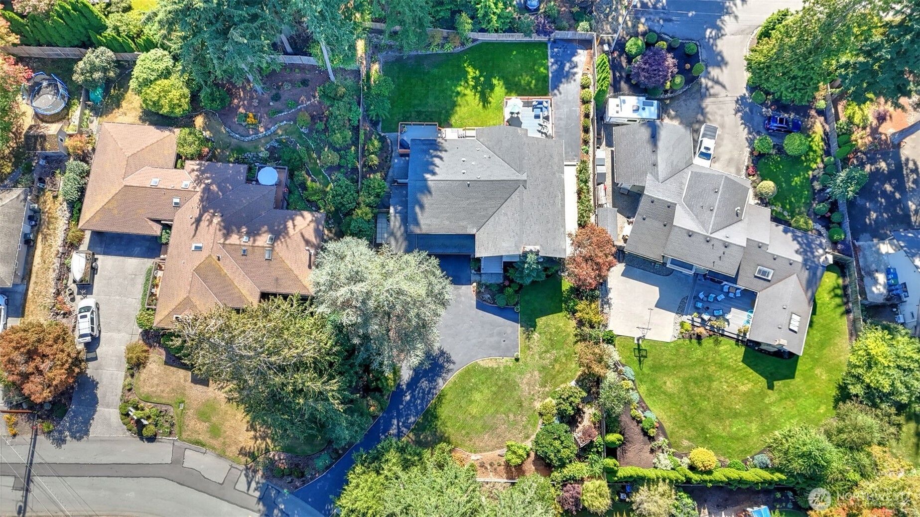 8608 185th Place Southwest Edmonds, WA 98026 - Photo 32 of 40 Gallery Image 32
