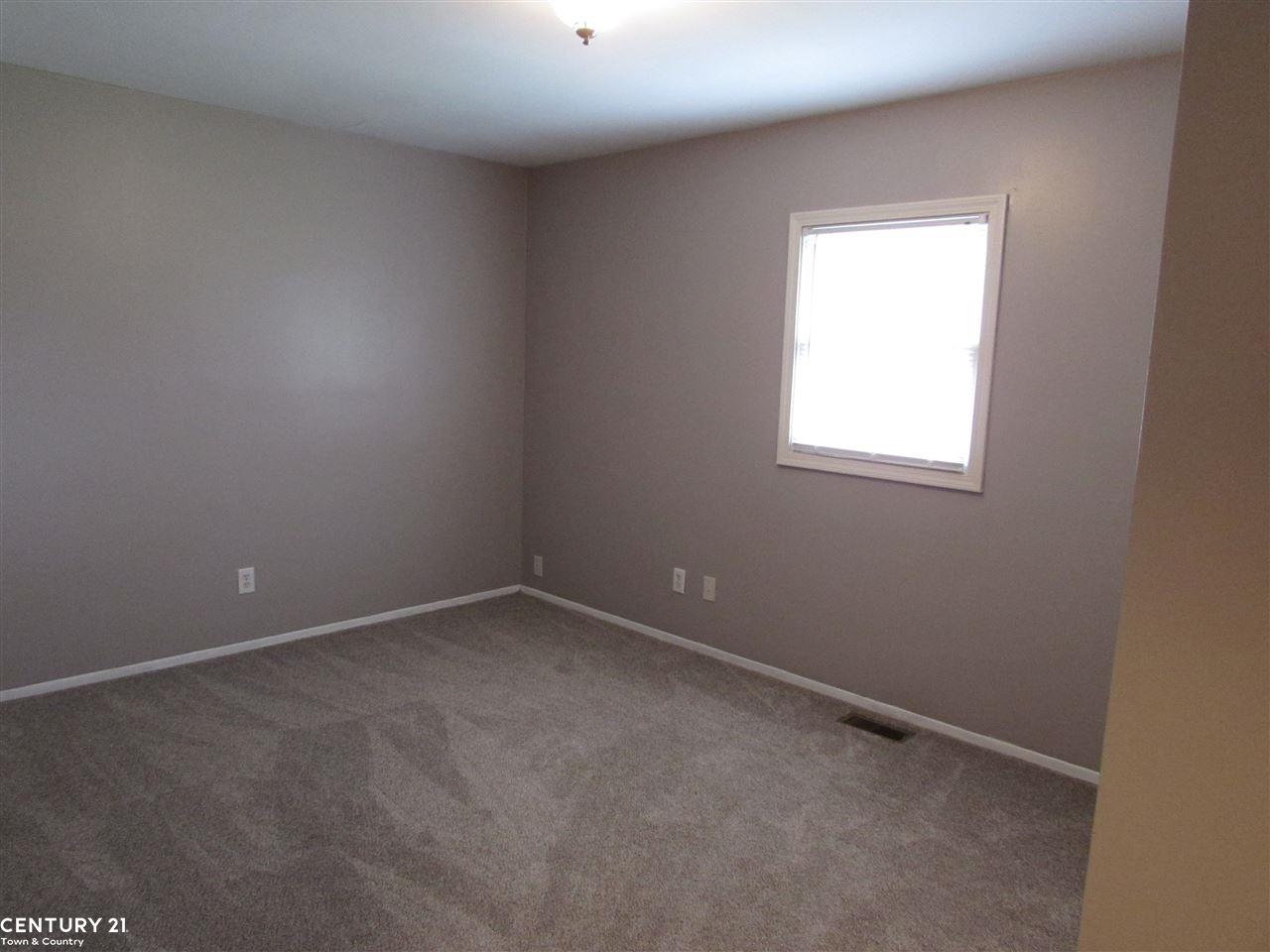 3236 Grant Road Rochester Hills, MI 48309 - Photo 19 of 33