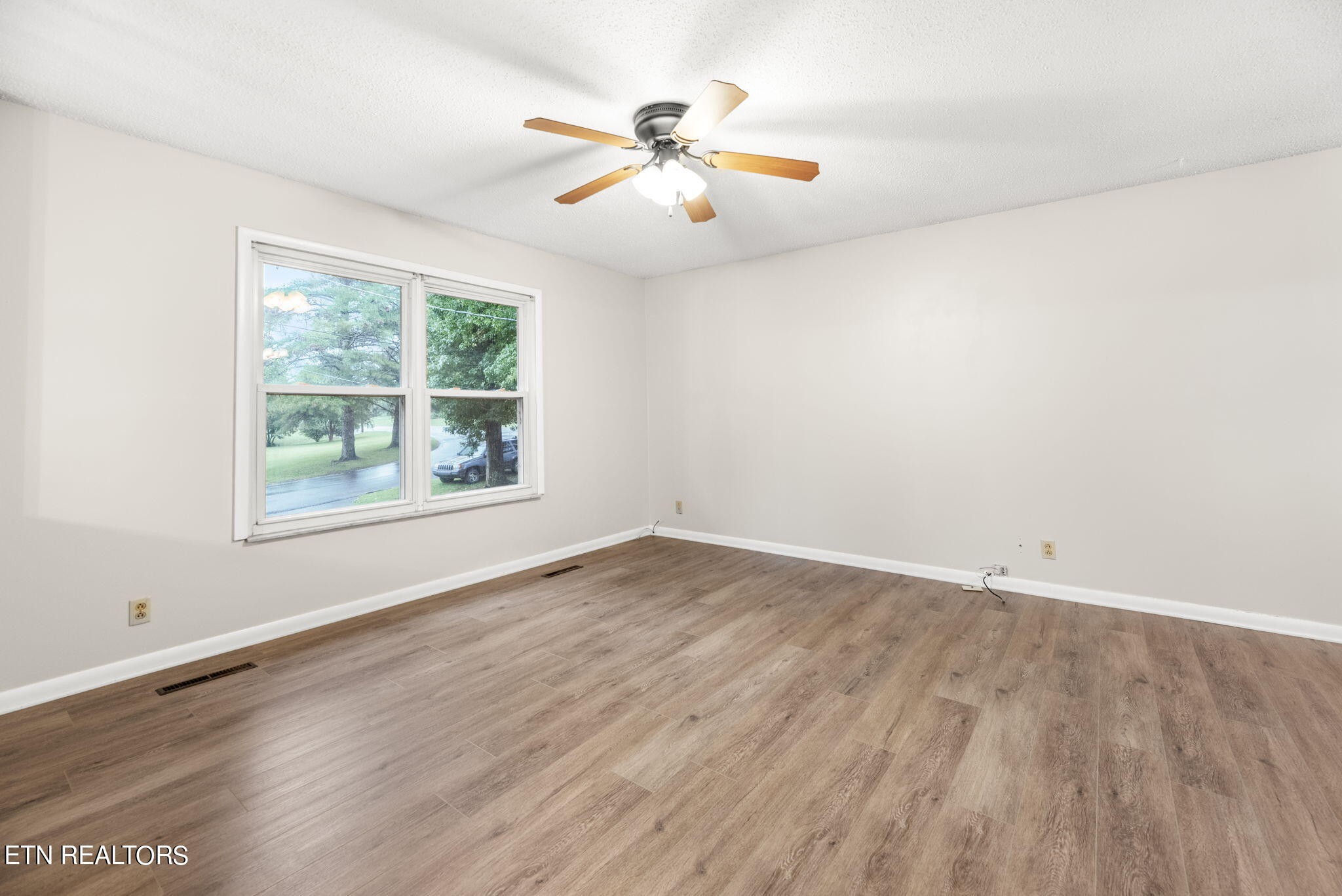 129 Blue Ridge Lane Seymour, TN 37865 - Photo 5 of 27 Gallery Image 5