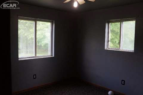 3858 North Lapeer Road Lapeer, MI 48446 - Photo 24 of 25 20439593-23.JPG