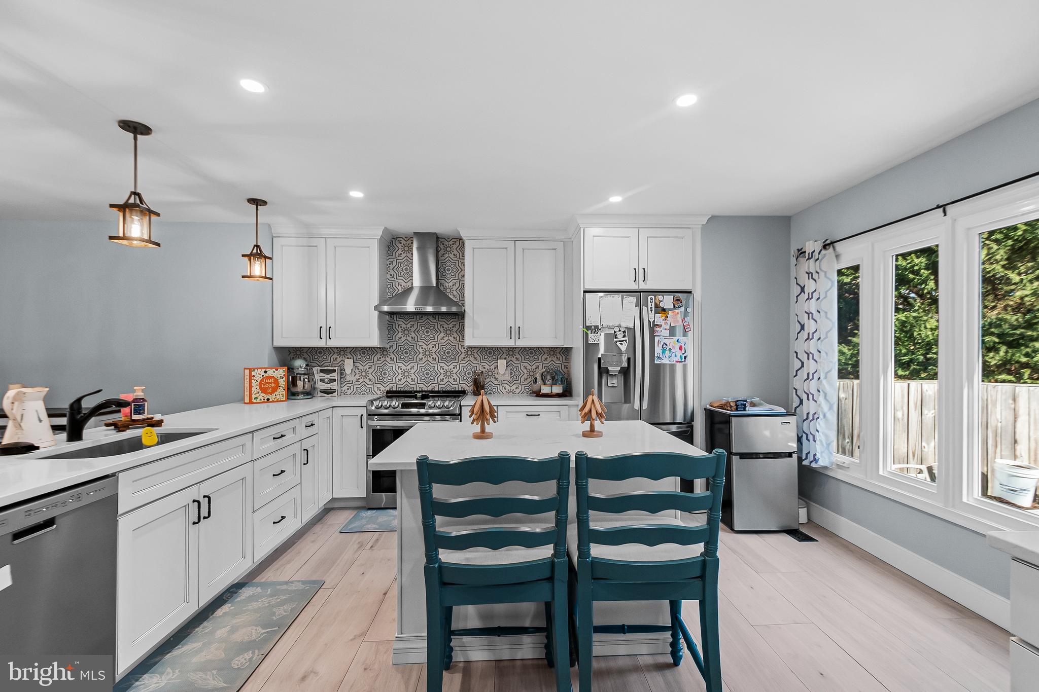7229 Olde Lantern Way Springfield, VA 22152 - Photo 7 of 32 Kitchen