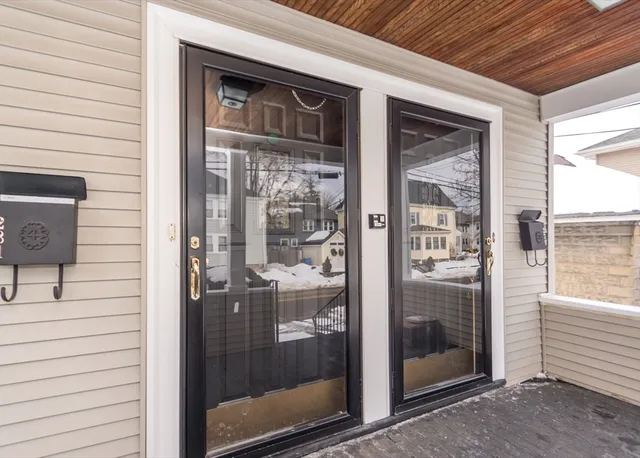 $1,095,000 | 279-281 Ash Street, Waltham, MA 02453