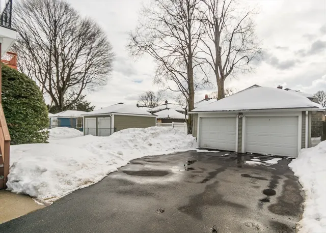 $1,095,000 | 279-281 Ash Street, Waltham, MA 02453