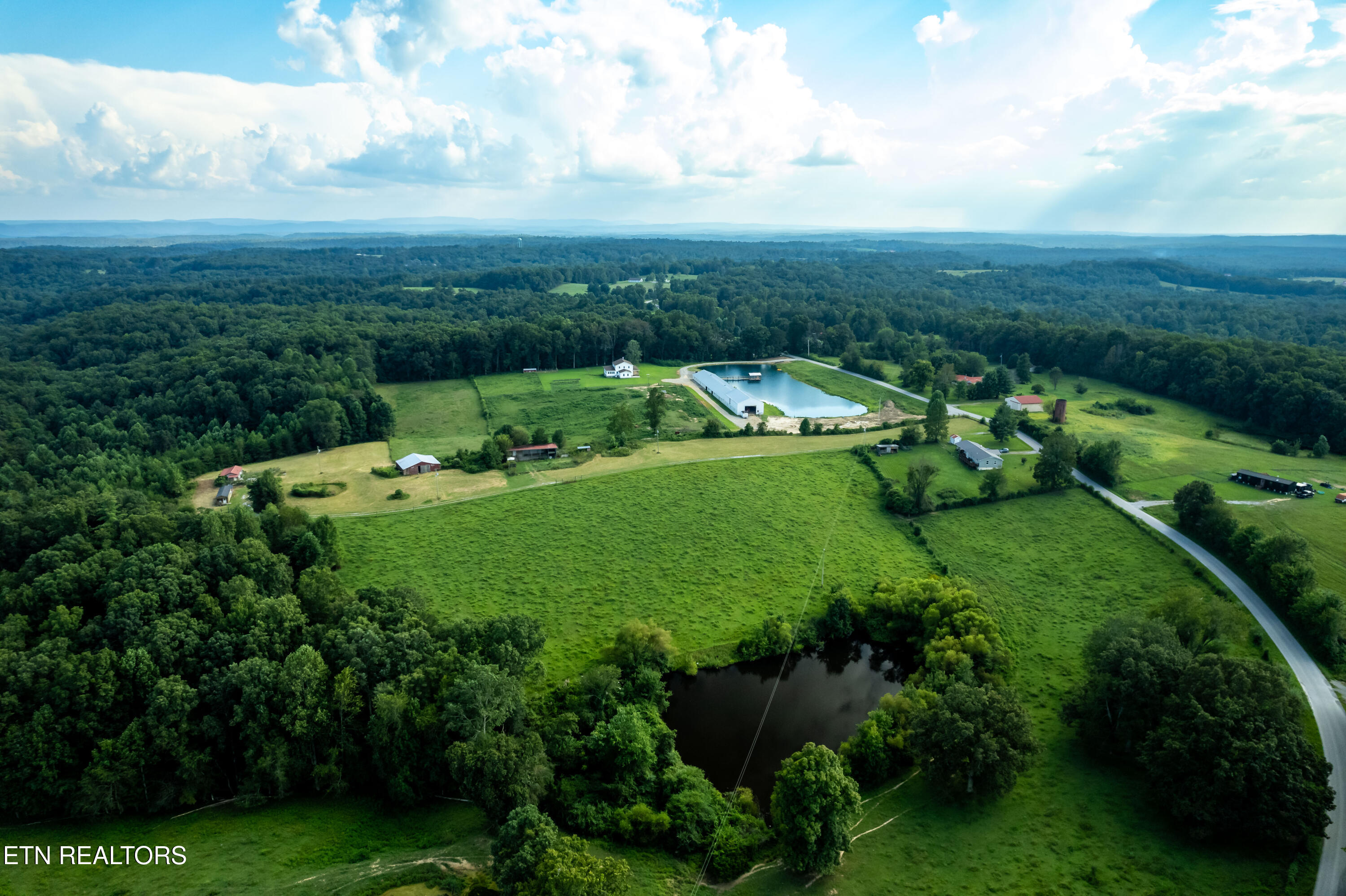 346 Christenson Road Deer Lodge, TN 37726 - Photo 33 of 49 346ChristensonRd-34